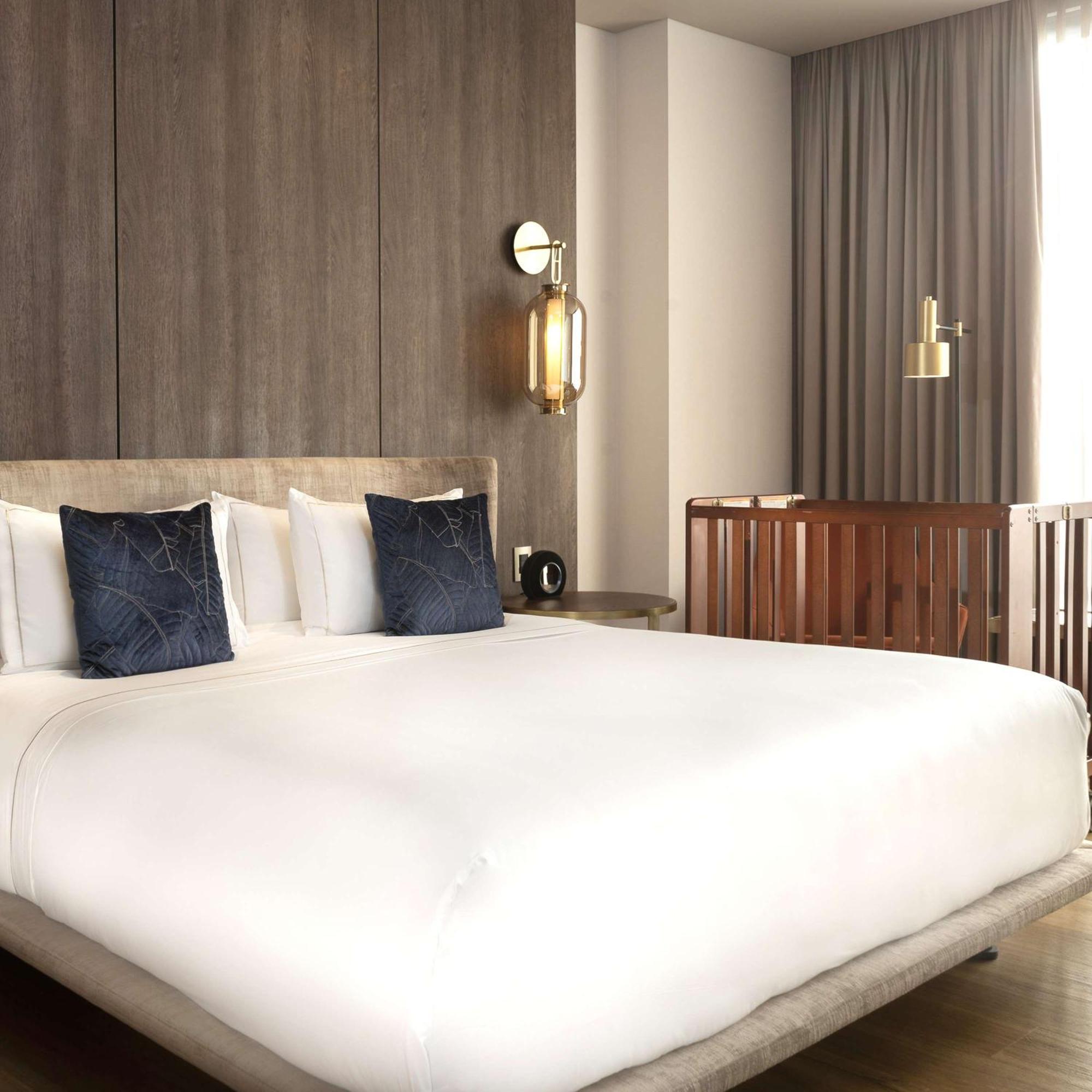 Aparthotel Salvio Parque 93 Bogota, Curio Collection By Hilton